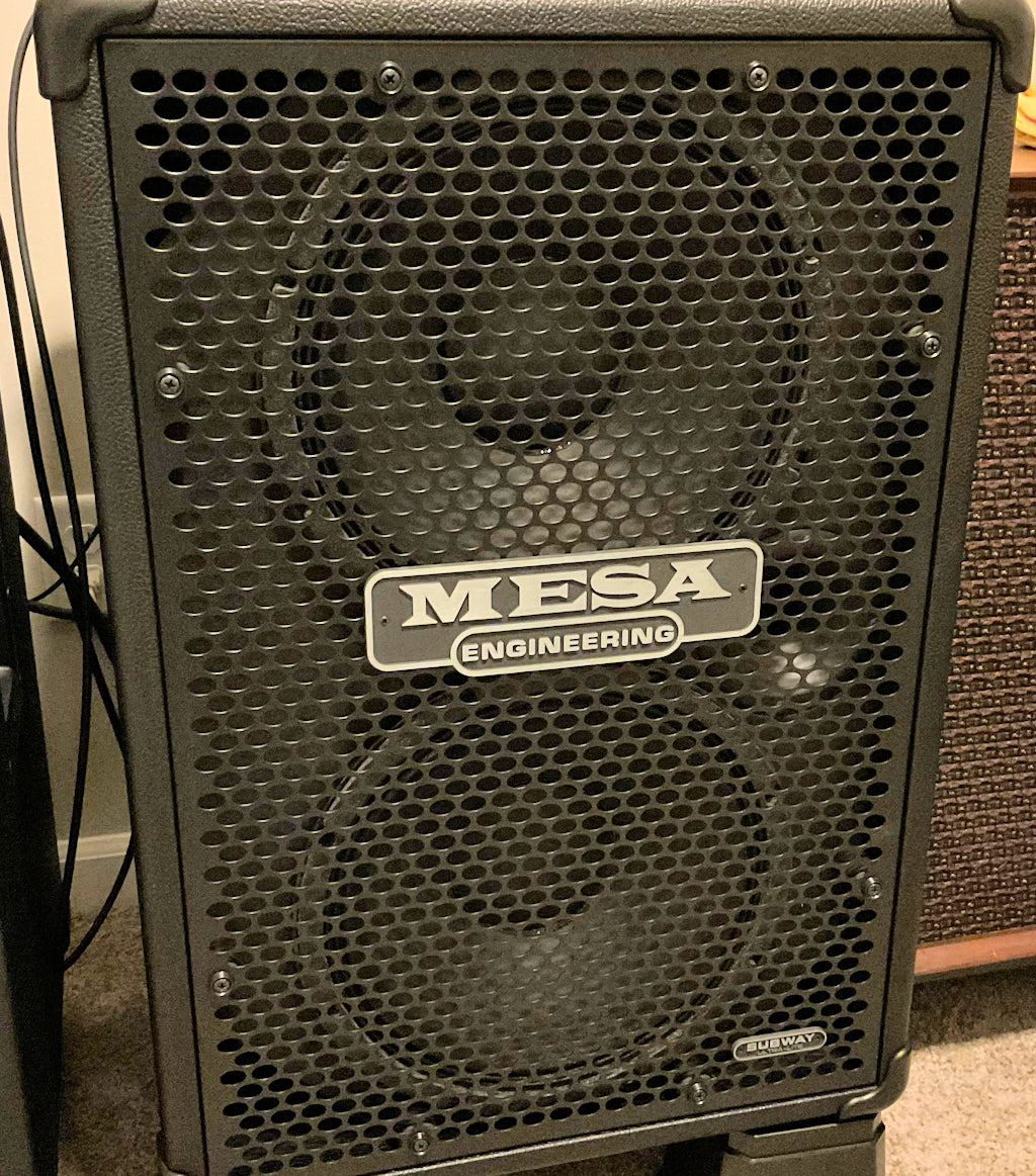 Mesa Bass Guitar Speaker Riser CDR701SPDS with Two Bottom Supports - 20L-19W-10H